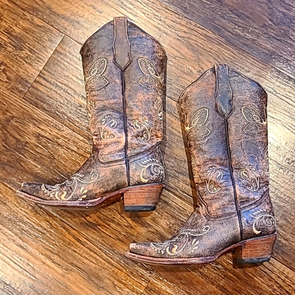 Circle G by Corral cowgirl boots, brown, size 6.5